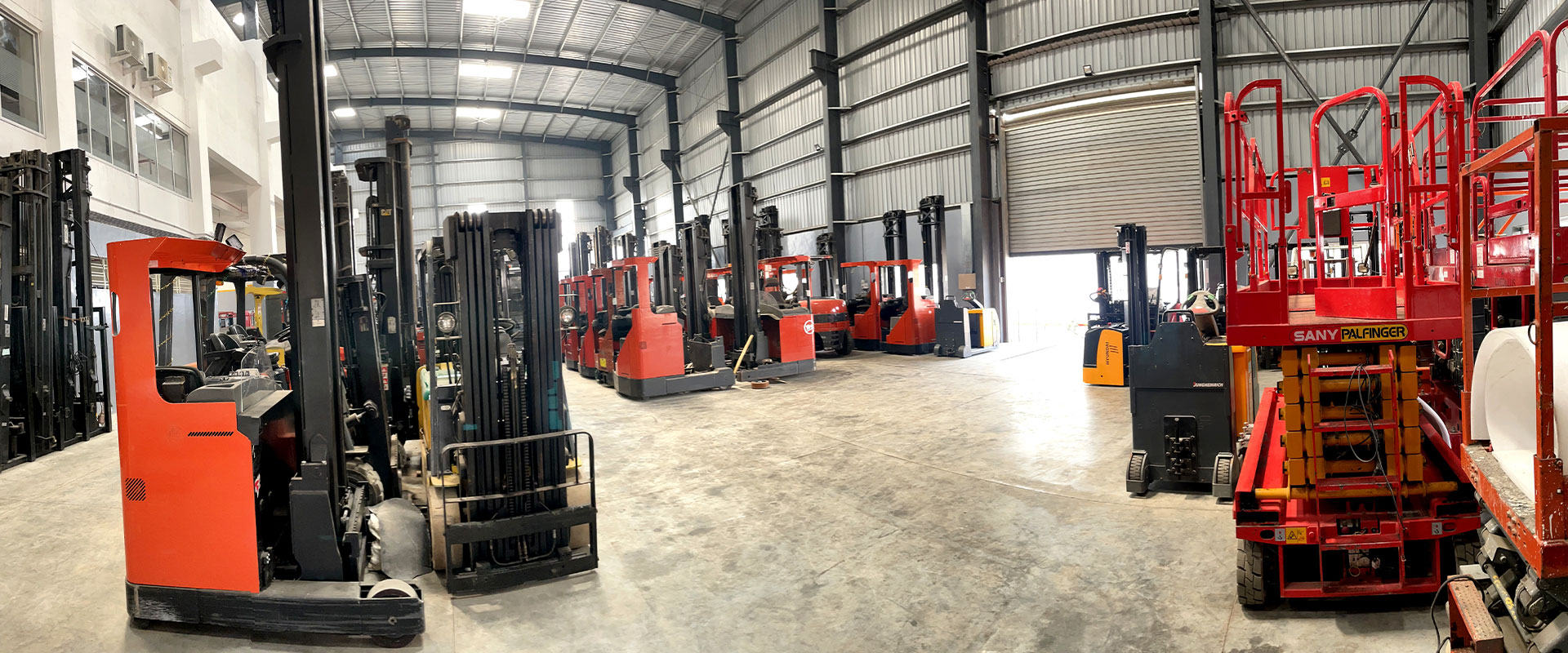 Forklift and Stacker in Ranjangaon, Pune, Taloja, Mumbai, Ankleshwar, Bharuch, Gujarat